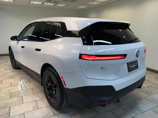 2024 BMW iX xDrive50