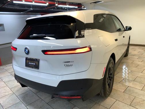 2024 BMW iX xDrive50