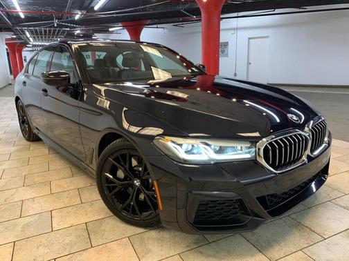 Carbon Black Metallic 2023 BMW 530 i xDrive