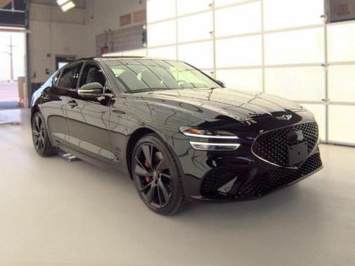 Vik Black 2023 Genesis G70 3.3T SPORT PRESTIGE AWD