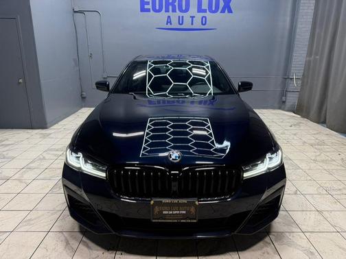 Carbon Black Metallic 2023 BMW 530 i xDrive