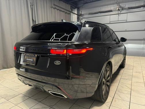 Narvik Black 2018 Land Rover Range Rover Velar P380 HSE R-Dynamic