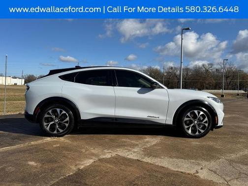 2023 Ford Mustang Mach-E PREMIUM