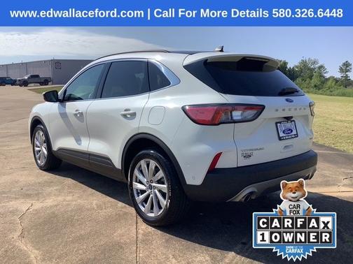 2022 Ford Escape TITANIUM