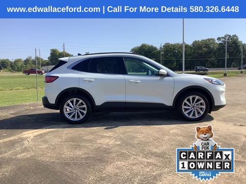 2022 Ford Escape TITANIUM