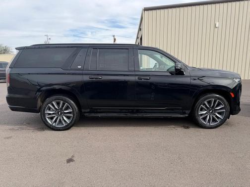 2023 Cadillac Escalade ESV Sport