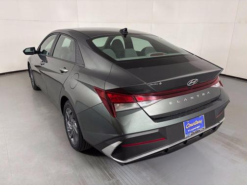 Amazon Gray 2024 Hyundai ELANTRA SEL