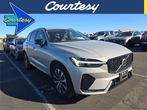 2025 Volvo XC60 B5 Core