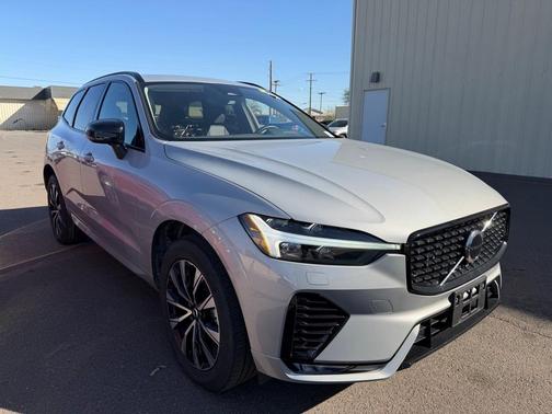 2025 Volvo XC60 B5 Core