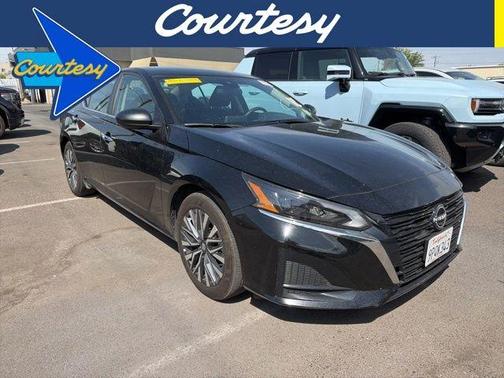 Black 2025 Nissan Altima SV