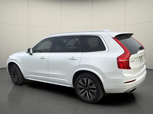 2020 Volvo XC90 T6 Momentum 6 Passenger