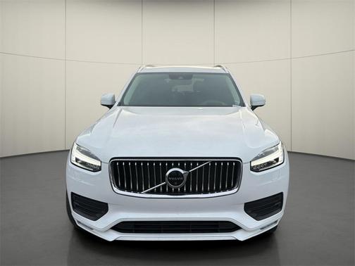 2020 Volvo XC90 T6 Momentum 6 Passenger