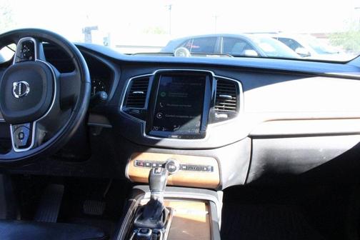 2019 Volvo XC90 T6 Inscription