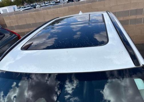 2023 Volvo XC60 B5 Ultimate Dark Theme