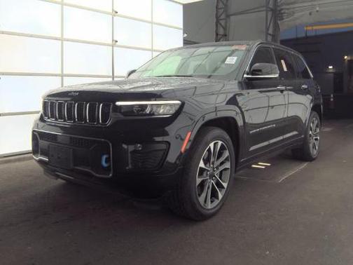 2022 Jeep Grand Cherokee 4xe Overland