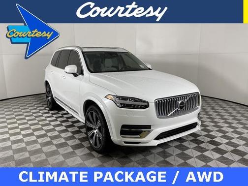 2024 Volvo XC90 Recharge Plug-In Hybrid T8 Core Bright Theme