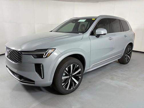 2026 Volvo XC90 B5 Core
