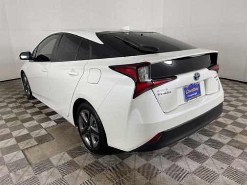 2019 Toyota Prius L