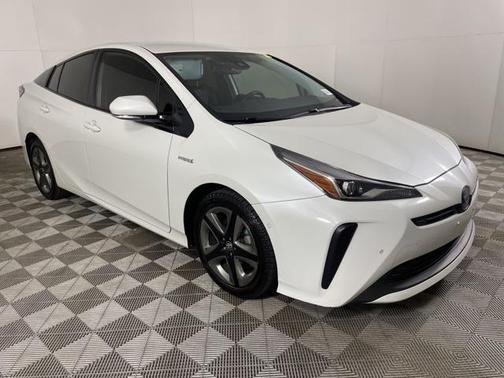 2019 Toyota Prius L