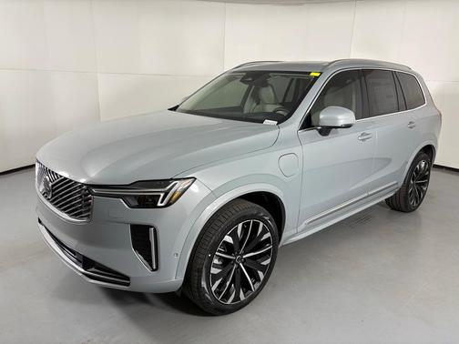 2026 Volvo XC90 Plug-In Hybrid T8 Ultra 7-Seater