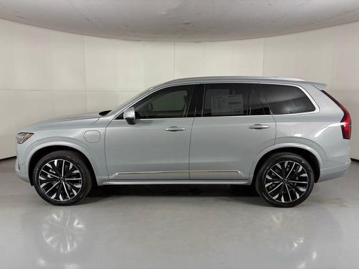 Gray 2026 Volvo XC90 Plug-In Hybrid T8 Ultra 7-Seater