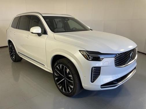 2026 Volvo XC90 B5 Plus 7-Seater