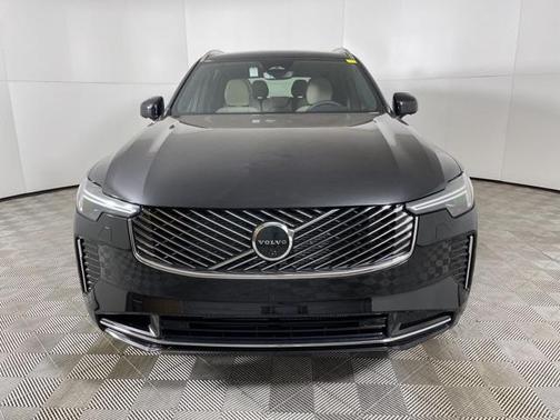 2025 Volvo XC90 Plug-In Hybrid T8 Plus 7-Seater