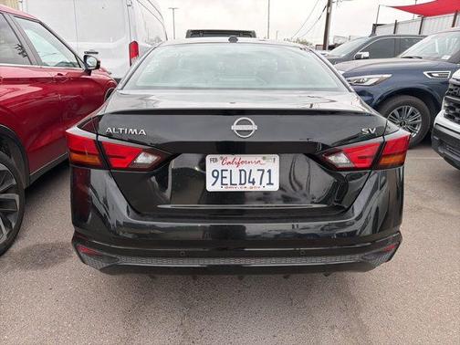 Black 2023 Nissan Altima 2.5 SV