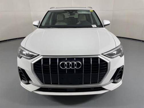 2023 Audi Q3 45 S line Premium