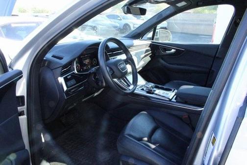 2022 Audi Q7 55 Premium Plus