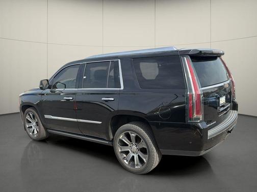 2017 Cadillac Escalade Premium Luxury