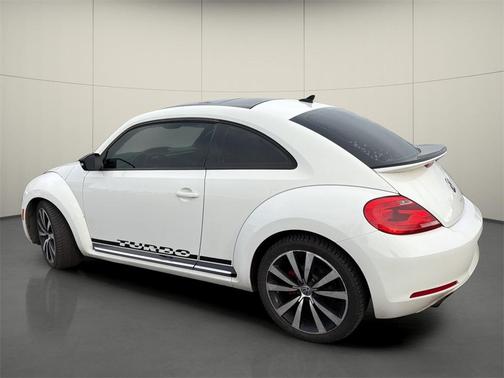 2013 Volkswagen Beetle 