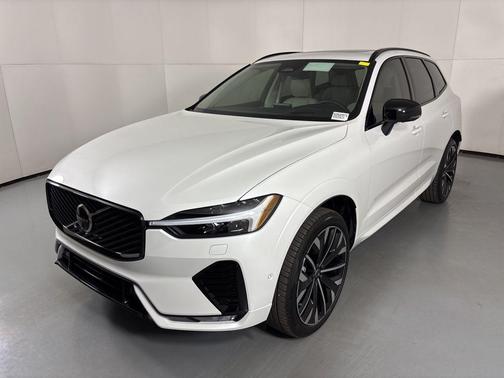 2026 Volvo XC60 B5 Ultra