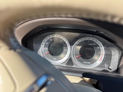 2011 Volvo XC60 3.2 R-Design