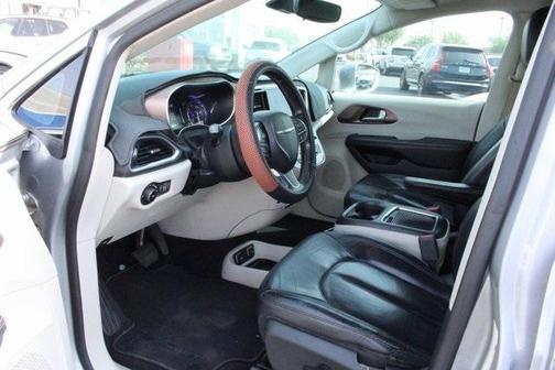 2018 Chrysler Pacifica Touring-L Plus