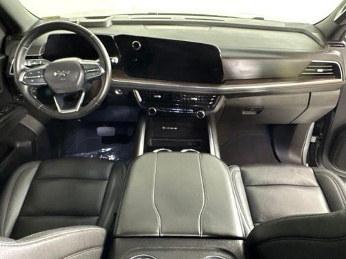 Sterling Gray Metallic 2025 Chevrolet Suburban Z71