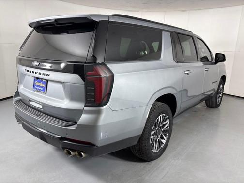 Sterling Gray Metallic 2025 Chevrolet Suburban Z71