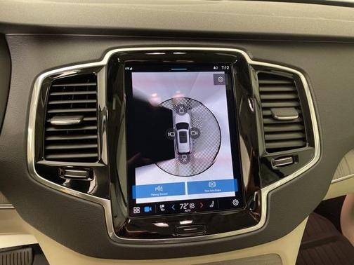 2025 Volvo XC90 Plug-In Hybrid T8 Plus 7-Seater