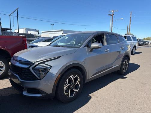 2024 Kia Sportage LX