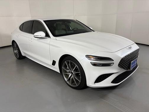 2024 Genesis G70 2.5T