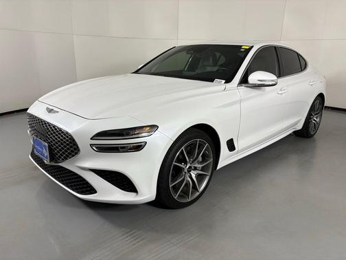 2024 Genesis G70 2.5T