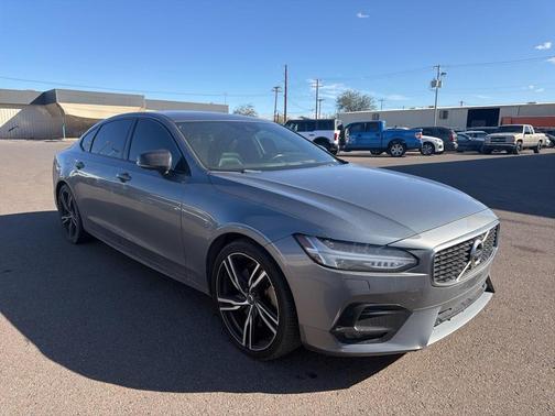 2020 Volvo S90 T6 R-Design