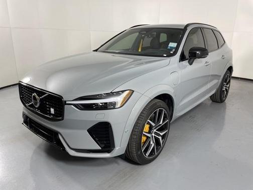2025 Volvo XC60 Plug-In Hybrid T8 Polestar Engineered