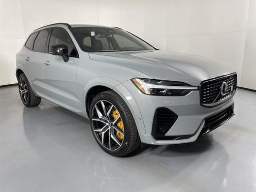 2025 Volvo XC60 Plug-In Hybrid T8 Polestar Engineered