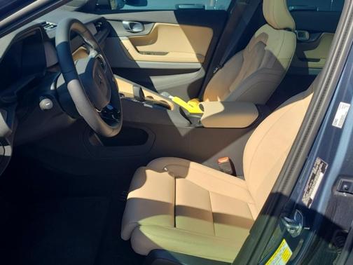 2022 Polestar 2 Long Range Dual Motor
