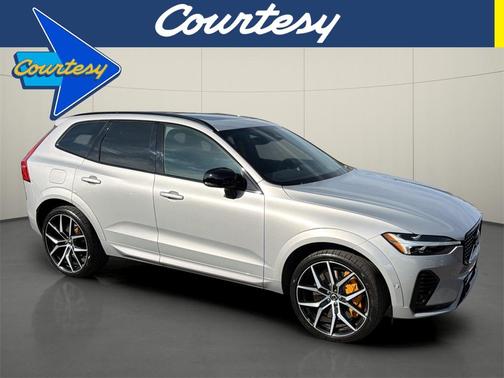 2022 Volvo XC60 B5 Inscription