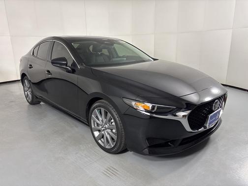 2025 Mazda Mazda3 FWD w/Preferred Package