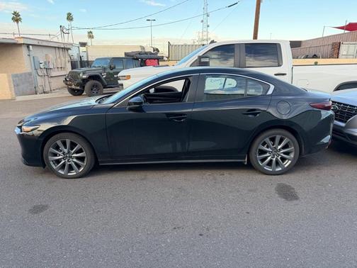 2025 Mazda Mazda3 FWD w/Preferred Package