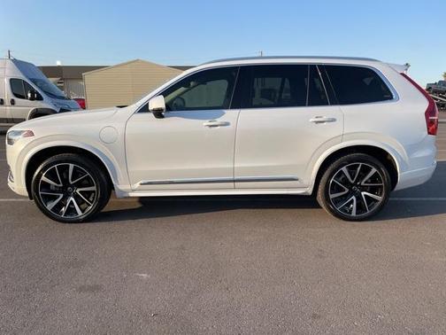 2022 Volvo XC90 Recharge Plug-In Hybrid T8 Inscription Expression 6 Passenger