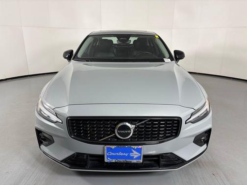 Gray 2024 Volvo S60 B5 Core Dark Theme